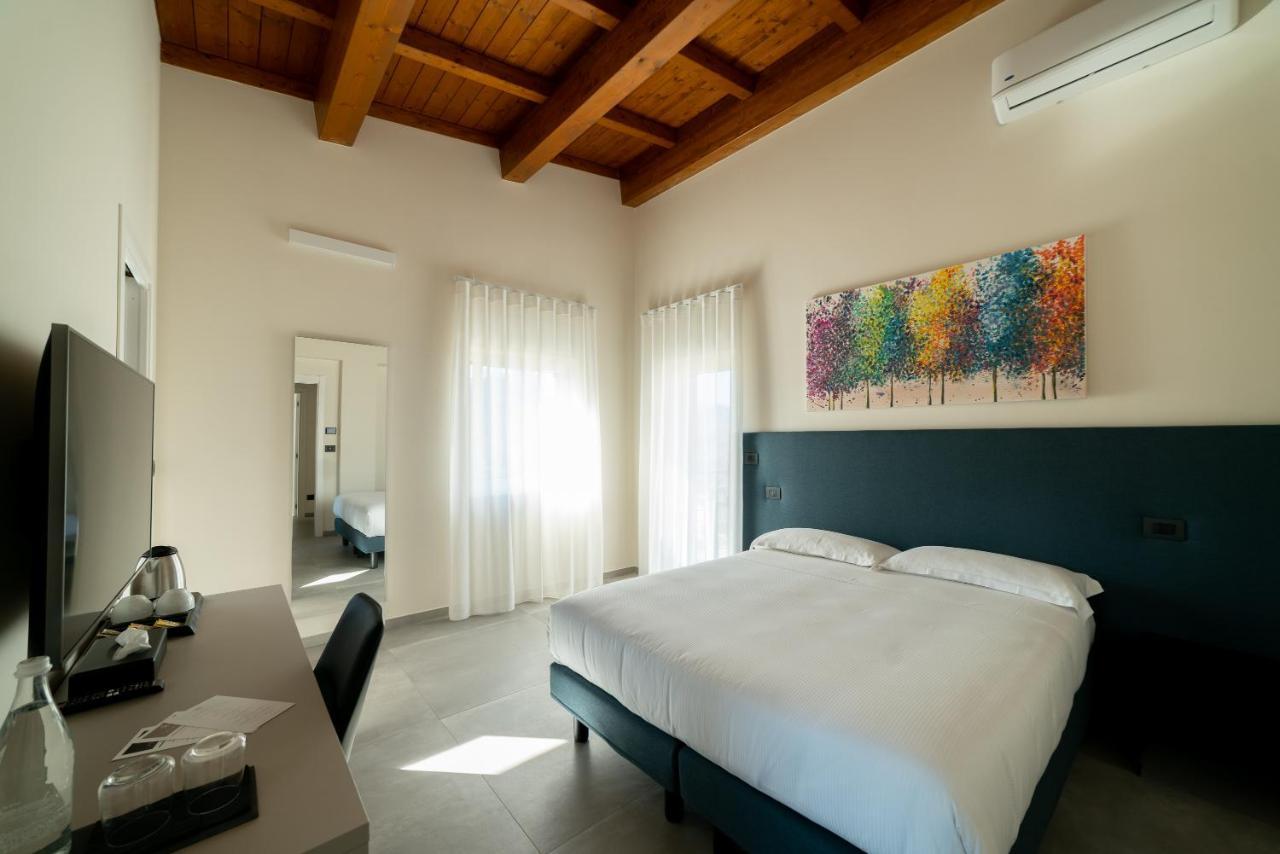 San Demetrio ne' Vestini Villa Porrelli Rooms & Spa Suite المظهر الخارجي الصورة